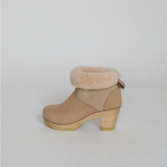 No.6 NWOT 5" Pull On Shearling Clog Boot on High Heel in Bone Suede - Picture 5 of 16
